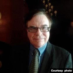 加拿大渥太华的麦克唐纳-劳里研究所高级研究员伯顿 (照片提供:伯顿)