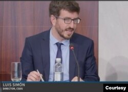 布鲁塞尔自由大学管理学院的“安全、外交及战略中心”主任,路易斯·西蒙(Luis Simon) (照片来自CSDS-CSIS-youtubue, 05/09/2022)