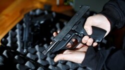 ကနေဒါနိုင်ငံ သေနက်ကိုင်ဆောင်ခွင့် ကန့်သတ်ပိတ်ဆို့ ကနေဒါနိုင်ငံ သေနက်ကိုင်ဆောင်ခွင့် ကန့်သတ်ပိတ်ဆို့