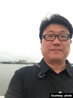 位于台北的致理科技大学国贸系副教授张弘远(照片提供:张弘远)