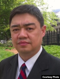 吾尔开希近照 (吾尔开希博客图片)