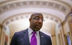 资料照:美民主党籍联邦参议员沃尔纳克。