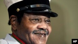 美国摇滚乐传奇人物安东尼·“胖子”·多米诺