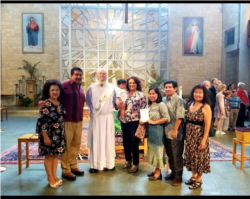 Acara baptis dengan keluarga Eugene Villarreal-Agustina Lumban Gaol (foto: courtesy).