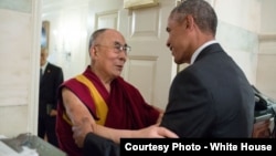 奥巴马总统在白宫地图室会晤达赖喇嘛(2016年6月15日)