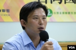 中央研究院法律学研究所研究员黄国昌(美国之音杨明拍摄)