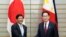 Tổng thống Philippine Ferdinand Marcos Jr., (trái) họp thưởng đỉnh với Thủ tướng Nhật Fumio Kishida tại Tokyo, ngày 9/2/2023.