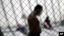 美国加利福尼亚州圣迭戈非法移民羁押中心 - 资料照片