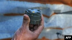 ရှမ်းပြည်မြောက်ပိုင်း မန်တုံမြို့မှာ တအောင်းလွတ်မြောက်ရေးတပ် TNLA အဖွဲ့က ရှင်းလင်းပြီးတွေ့ရတဲ့ မြေမြှုပ်မိုင်းတလုံး (နိုဝင်ဘာ ၁၇၊ ၂၀၂၄)