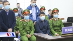 Nguyễn Đức Chung lãnh án 5 năm tù, giới quan sát nói ‘quá nhẹ’ Nguyễn Đức Chung lãnh án 5 năm tù, giới quan sát nói ‘quá nhẹ’