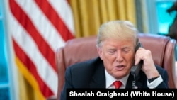 美国总统特朗普9月4日与巴哈马总理通电话,就飓风灾情表示慰问。