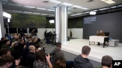 2023 年 2 月 5 日,乌克兰国防部长列兹尼科夫在乌克兰基辅举行的新闻发布会上发表讲话。