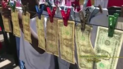 ဇင်ဘာဘွေက ဟောင်းနွမ်းဒေါ်လာပြုပြင်သူ ဇင်ဘာဘွေက ဟောင်းနွမ်းဒေါ်လာပြုပြင်သူ