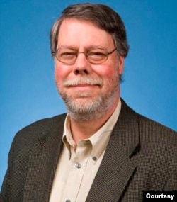 洛杉矶加州大学(UCLA)公共政策与政治学教授马克·彼得森博士 (照片由本人提供)