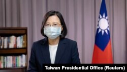 台湾总统蔡英文就中国军队在台湾周边海域进行导弹实射军演发表讲话。(2022年8月4日)