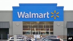 资料照片：宾夕法尼亚州费城的一家沃尔玛商店。