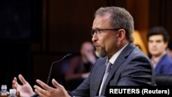 推特前安全主管皮特·扎特科(Peiter “Mudge” Zatko) 在美国参议院司法委员会听证会上作证(2022年9月14日)