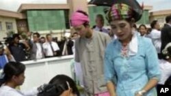 အမတ်လောင်း ၅၄ ဦး အလိုအလျောက် အနိုင်ရ