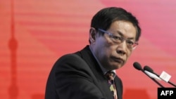 资料照:任志强在北京的一个会议上讲话(2013年11月18日)