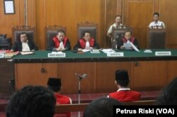 Suasana persidangan di Pengadilan Negeri Surabaya, sebagai ilustrasi. (Foto: Petrus Riski/VOA)