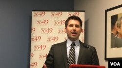 2049项目研究所研究员易思安(美国之音钟辰芳拍摄)