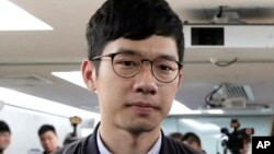 目前流亡英国的罗冠聪据悉是被通缉的对象之一。 (资料图片)