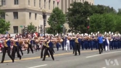 缅怀阵亡将士 华盛顿举行大游行 缅怀阵亡将士 华盛顿举行大游行