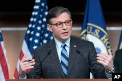 资料照:美国会众议院议长迈克·约翰逊(Mike Johnson)