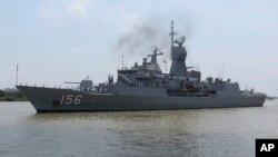 2019年4月19日,澳大利亚海军的“澳新军团号”护卫舰停靠在越南胡志明市的西贡港。这艘军舰和另外两艘澳大利亚军舰在访问越南途中曾在有争议的南中国海受到中国军舰挑战。