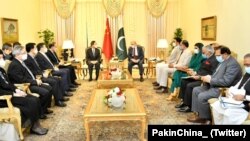巴基斯坦总理沙赫巴兹·谢里夫会见中国国务委员杨洁篪(2022年6月30日)