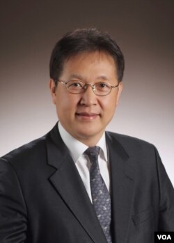 韩国仁川国立大学商学院教授洪起用（本人提供）