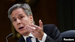 资料照片：美国国务卿布林肯2023年10月31日在参议院拨款委员会作证时呼吁向以色列和乌克兰提供援助。（路透社照片）