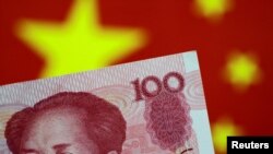 人民币兑美元在岸价(CNY)星期一收盘跌向7.3296元,跌至16个月来的最低水平