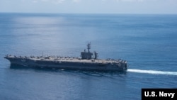 Aircraft carrier USS Carl Vinson (CVN 70) transits the Indian Ocean, April 15, 2017.