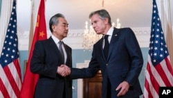 美国国务卿布林肯2023年10月26日与中国外交部长王毅在美国国务院会晤。