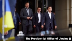 乌克兰总统泽连斯基及助手2021年7月11号对德国进行工作访问。(照片来源:乌克兰总统办公室提供)