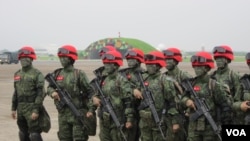 台湾陆军女子特种部队(美国之音张永泰拍摄)