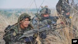 菲美聯軍演習清晨突襲