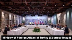 俄罗斯与乌克兰在土耳其进行三年来首次直接会谈。(图片来源:土耳其外交部)