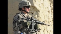 美国要求结束军内性侵呼声高涨 美国要求结束军内性侵呼声高涨