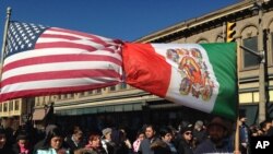 美国出现的反对驱逐移民的抗议(资料图)