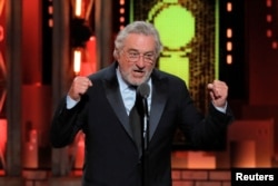 演员罗伯特·德尼罗在托尼奖颁奖典礼上(2018年6月10日)