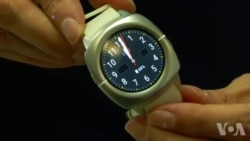 VOA英语视频:保健手表利用人工智能关注健康 VOA英语视频:保健手表利用人工智能关注健康