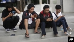 Maraknya penggunaan media sosial menyebabkan polarisasi masyarakat yang semakin meningkat (foto: ilustrasi).