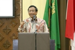 Menkopolhukam Mahfud MD berbicara panjang tentang penerimaan negara-bangsa di kalangan ulama. (Foto: Humas UIN Sunan Kalijaga)