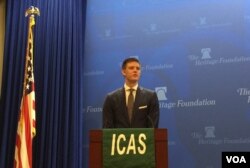 美国进步中心高级研究员亚当·芒特(Adam Mount)出席华盛顿一次有关朝鲜问题的研讨会(美国之音叶林2017年5月19日拍摄)