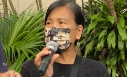 社民连主席陈宝莹批警方10月1日出动8千警力戒备,是不合理、不成比例,以及对公民行使游行示威等权利的限制和威吓 ((美国之音/汤惠芸)