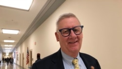 众议院军委会成员保罗·米切尔(Paul Mitchell) (美国之音黎堡摄)