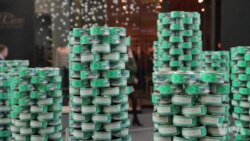 纽约举办年度“罐头造型比赛” 纽约举办年度“罐头造型比赛”