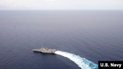 美国海军“加布里埃尔·吉福兹号” 濒海战斗舰 (USS Gabrielle Giffords) 2020年6月30日在南中国海行动(美国海军照片)